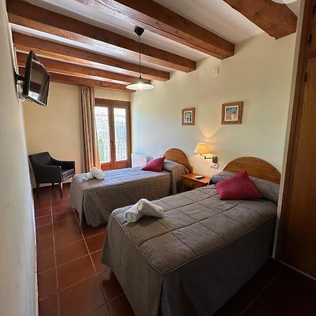 Hostal Centre Del Montsec Llimiana 외부 사진